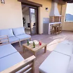 El Sueno Del Buho 4. Atico Con Chimenea Y Terraza.